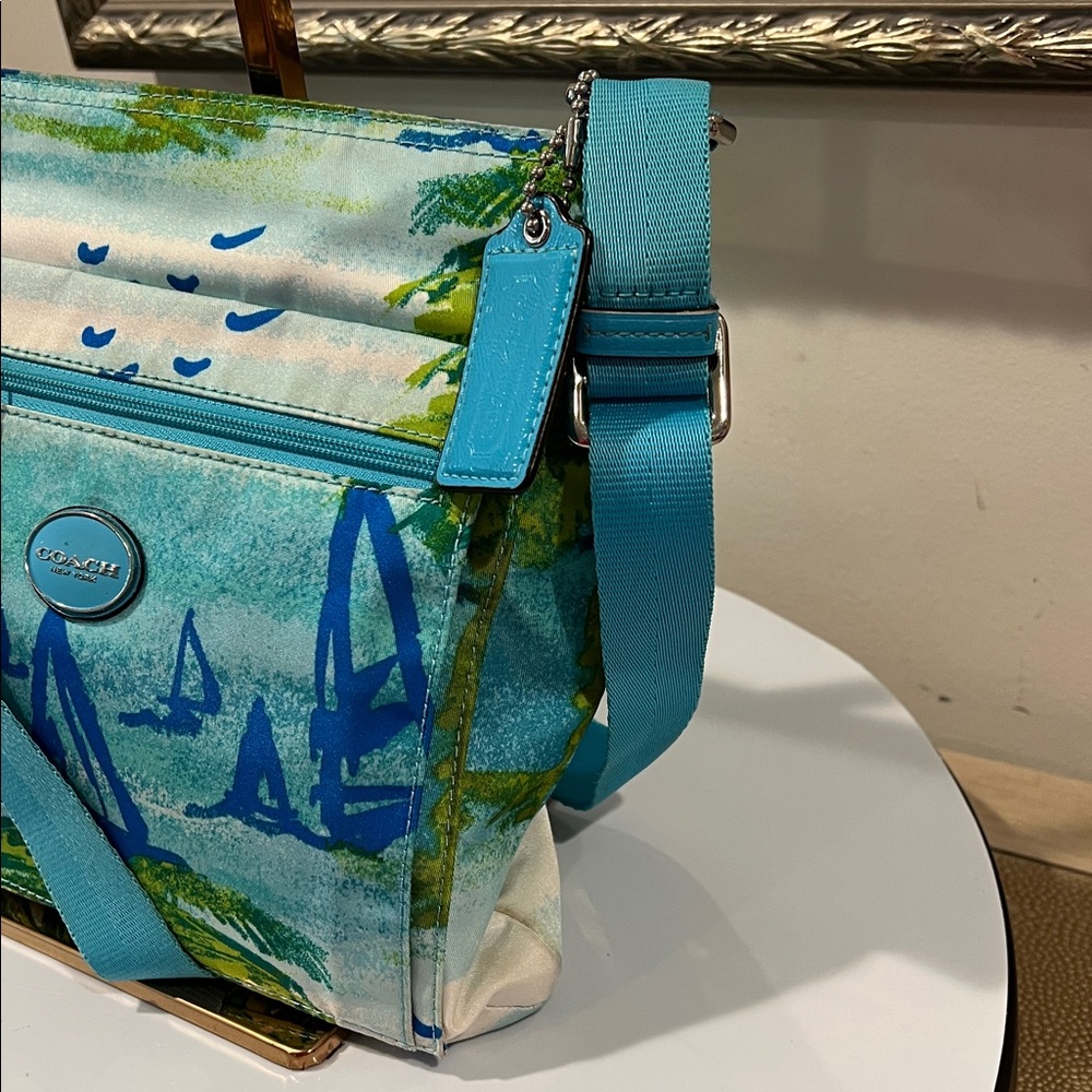 Coach Crossbody Bag with Sailboat Island Design EUC - Picture 9 of 15
